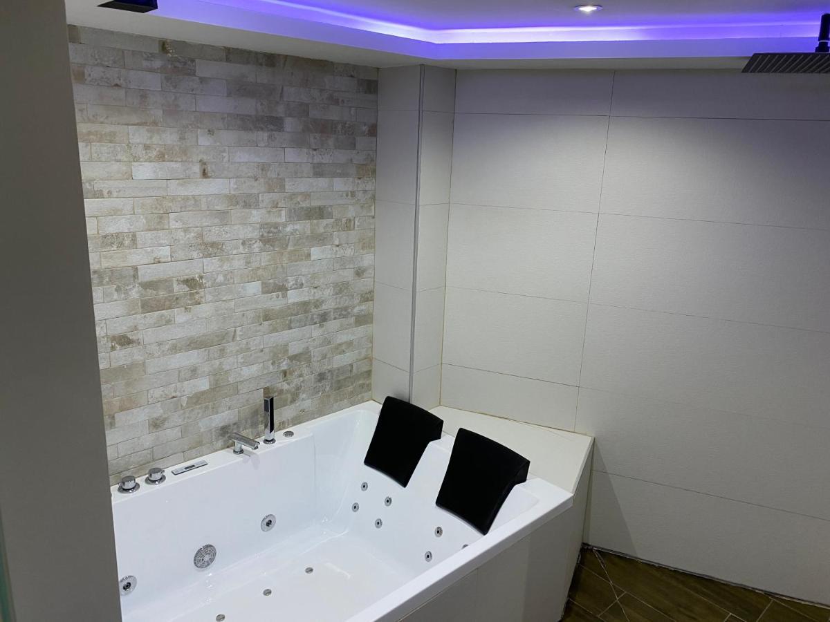 Apartamentos Las 7 Esencias Linares  Buitenkant foto